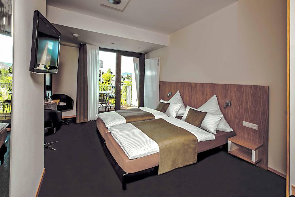 Gästehaus und Weingut Bernd Frieden Nittel Zimmer foto